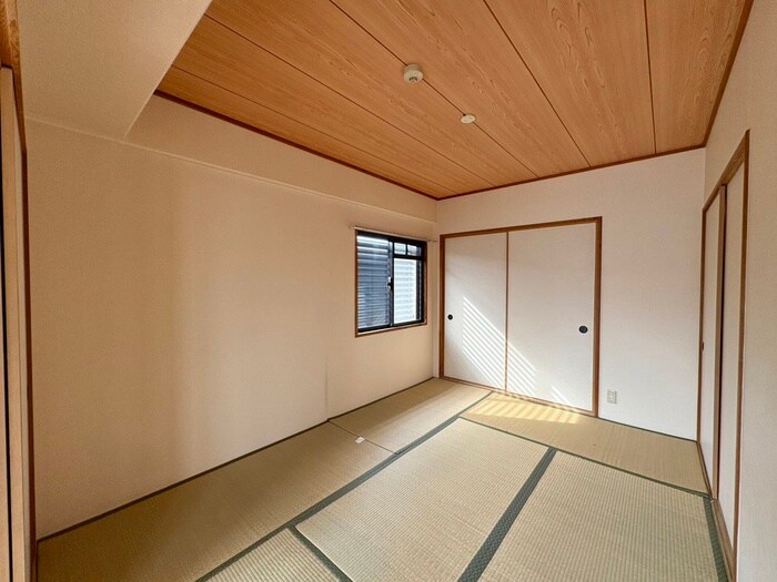 物件内観写真11　(居室)