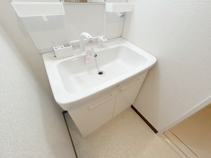 物件内観写真13　(洗面)