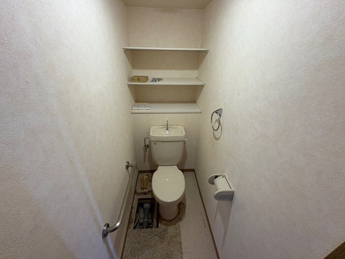 物件内観写真15　(トイレ)