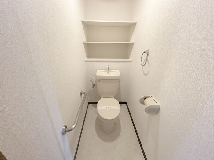 物件内観写真16　(トイレ)