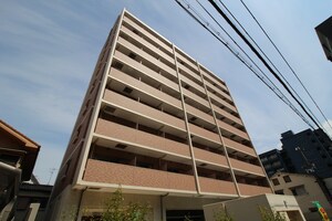 クローバー・レジデンス江坂外観写真