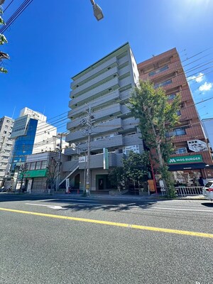 ロイヤルクィーンズパーク吹田片山町外観写真