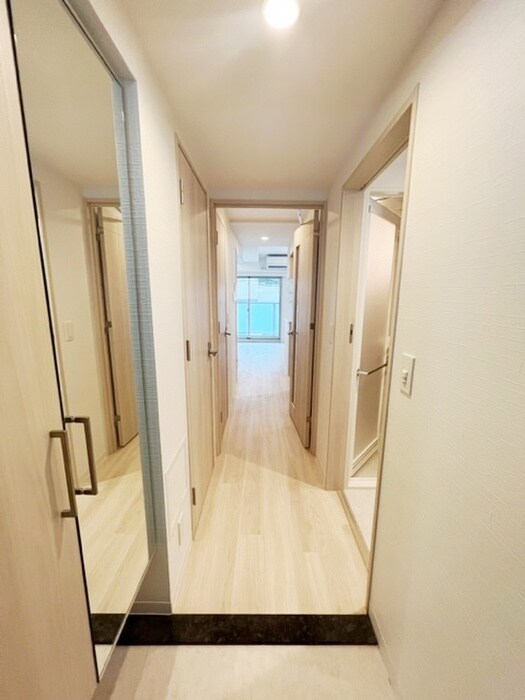 物件内観写真20　(廊下)