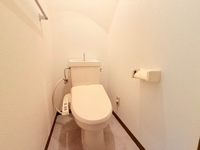 物件内観写真13　(トイレ)