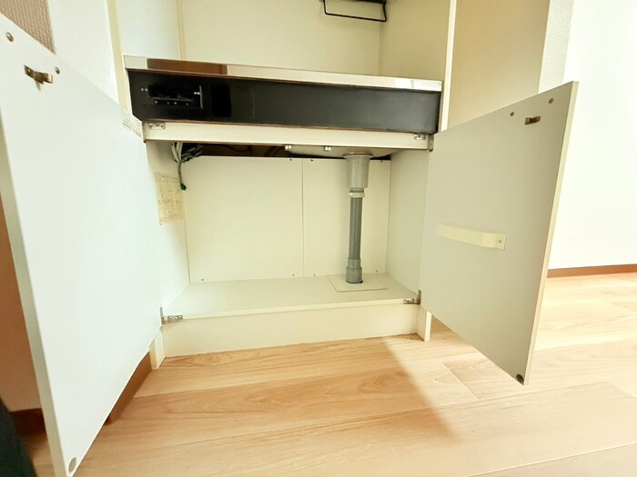 物件内観写真18　(収納)