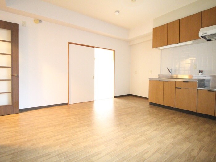 物件内観写真9　(居室)