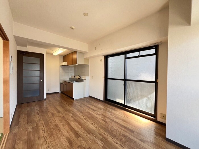 物件内観写真11　(居室)