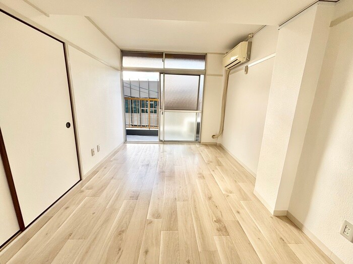 物件内観写真11　(居室)