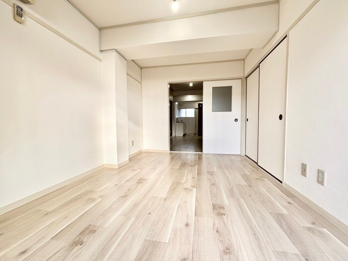 物件内観写真13　(居室)