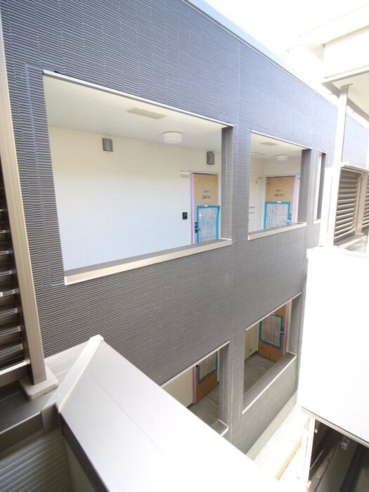 物件内観写真16　(室内からの展望)