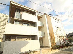 シャーメゾンHana外観写真