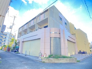 アルファ－マンション外観写真