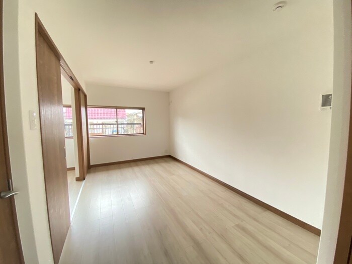 物件内観写真9　(居室)