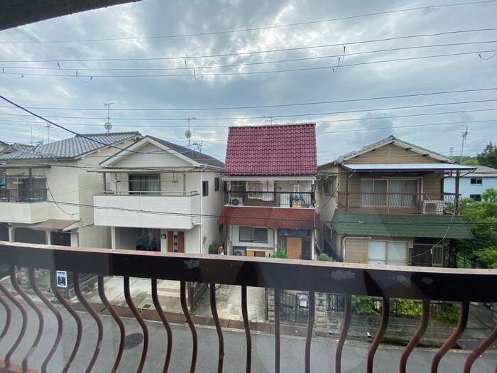 物件内観写真18　(室内からの展望)