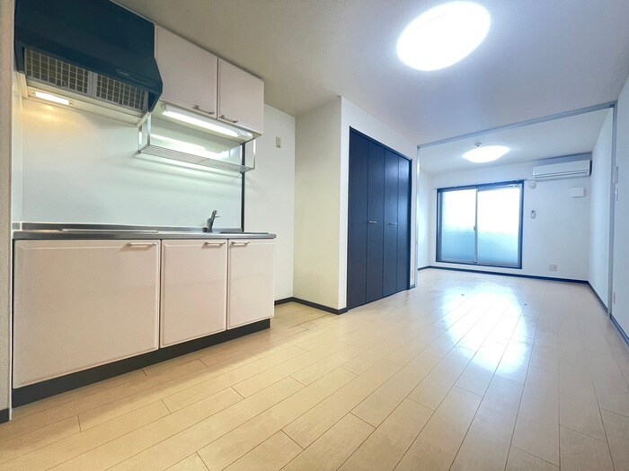 物件内観写真7　(居室)