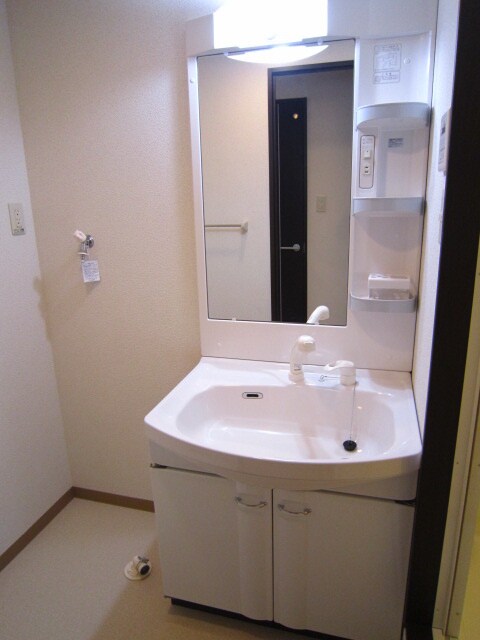 物件内観写真10　(洗面)