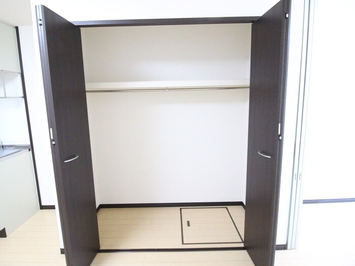 物件内観写真16　(収納)