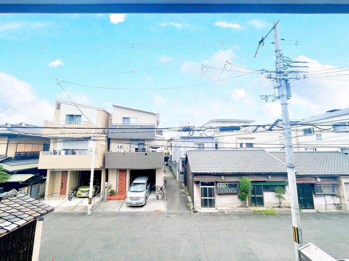 物件内観写真22　(室内からの展望)