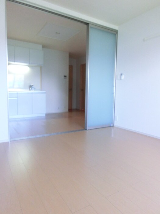 物件内観写真11　(居室)