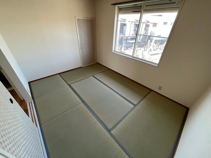 物件内観写真18　(居室)