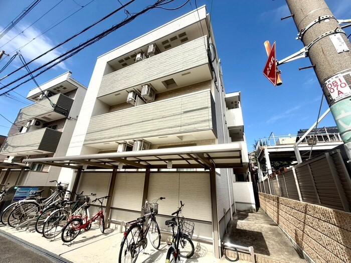 物件外観写真1　(外観写真)