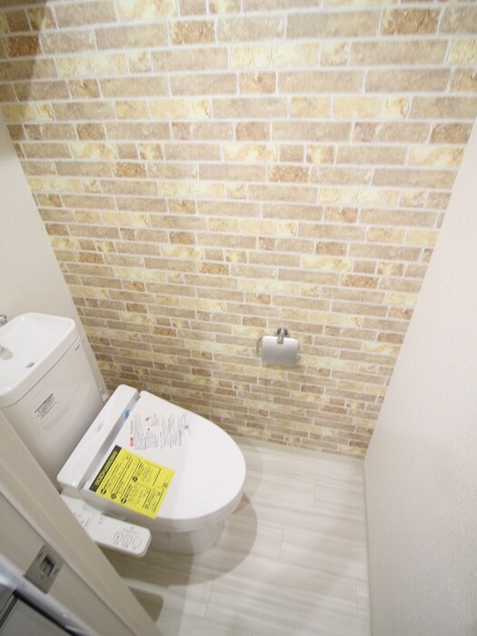 物件内観写真14　(トイレ)