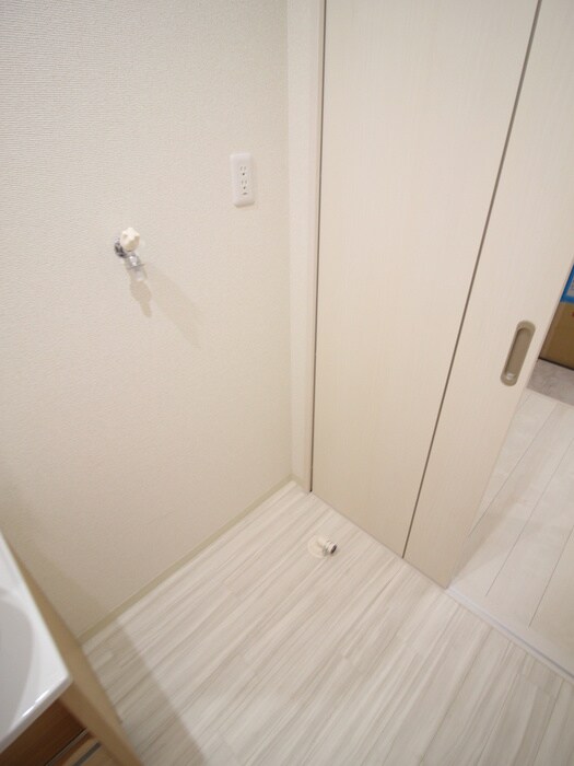 物件内観写真15　(洗濯機置場)