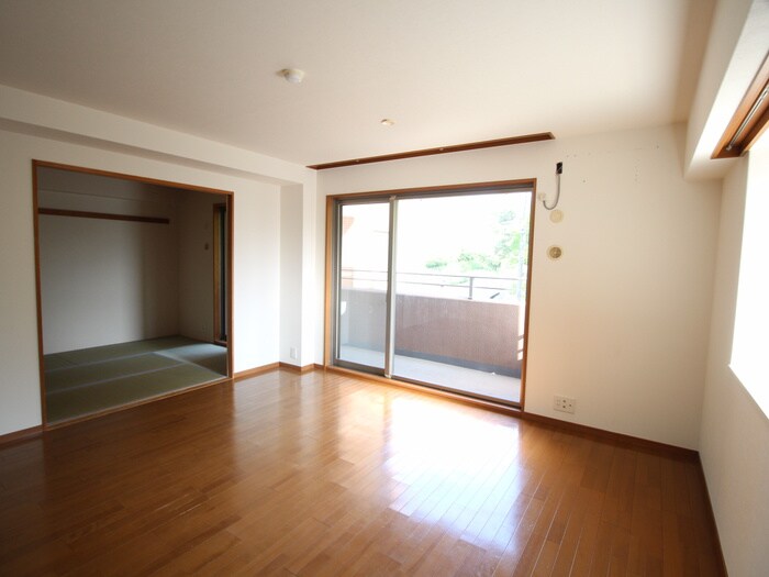 物件内観写真18　(居室)