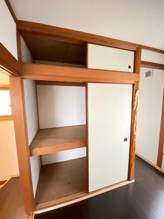 物件内観写真13　(収納)