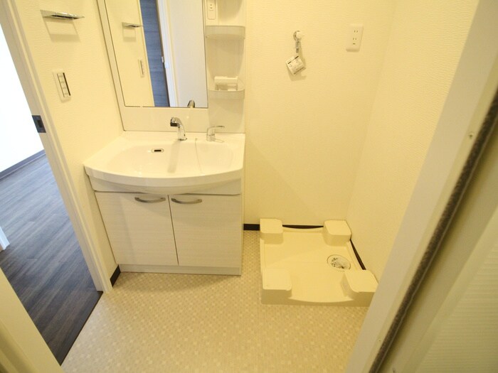 物件内観写真13　(洗面)