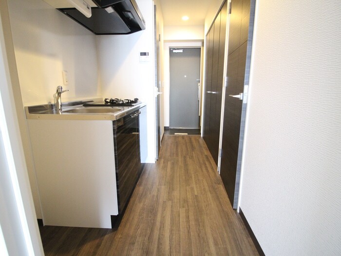 物件内観写真15　(廊下)