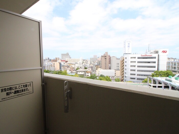 物件内観写真18　(室内からの展望)