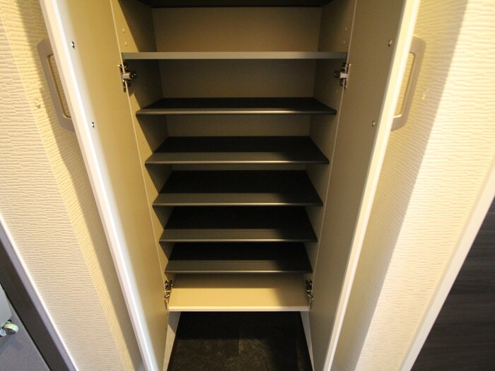 物件内観写真20　(靴箱)