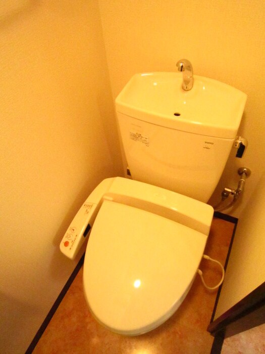 物件内観写真10　(トイレ)