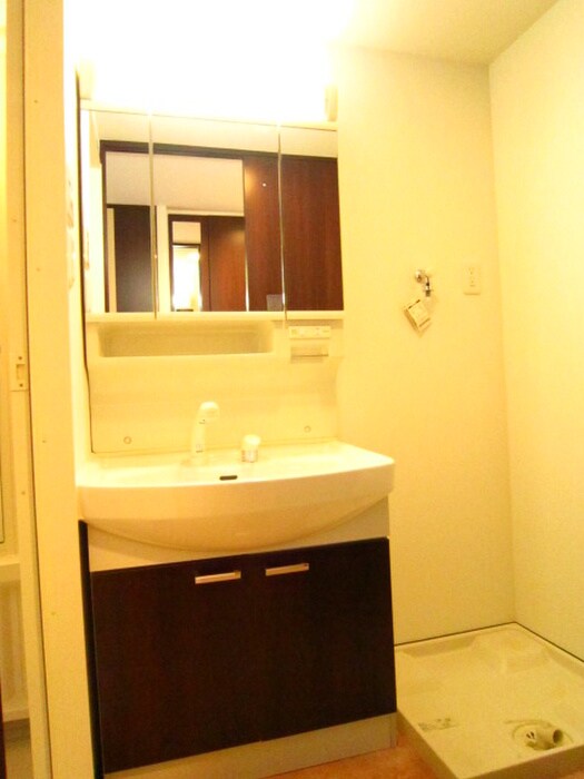 物件内観写真11　(洗面)
