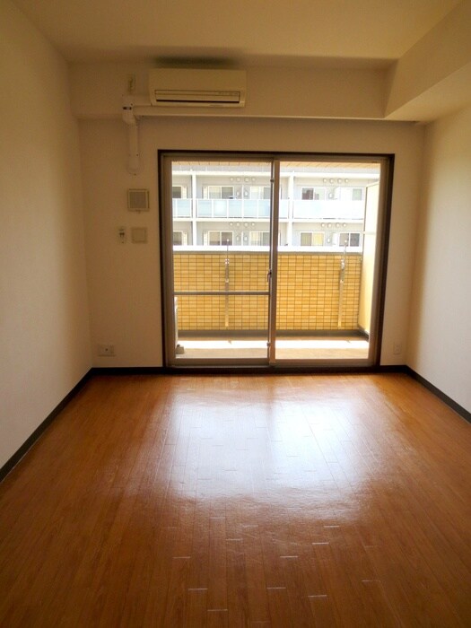 物件内観写真16　(居室)