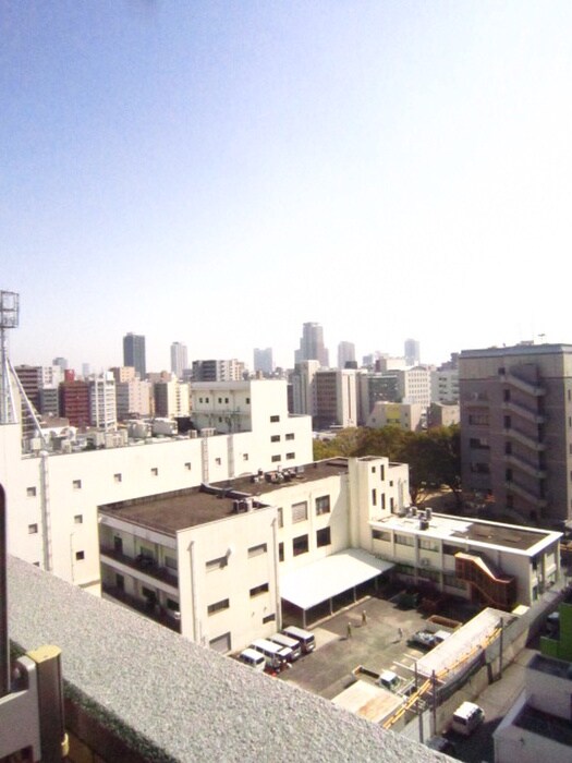 物件内観写真16　(室内からの展望)