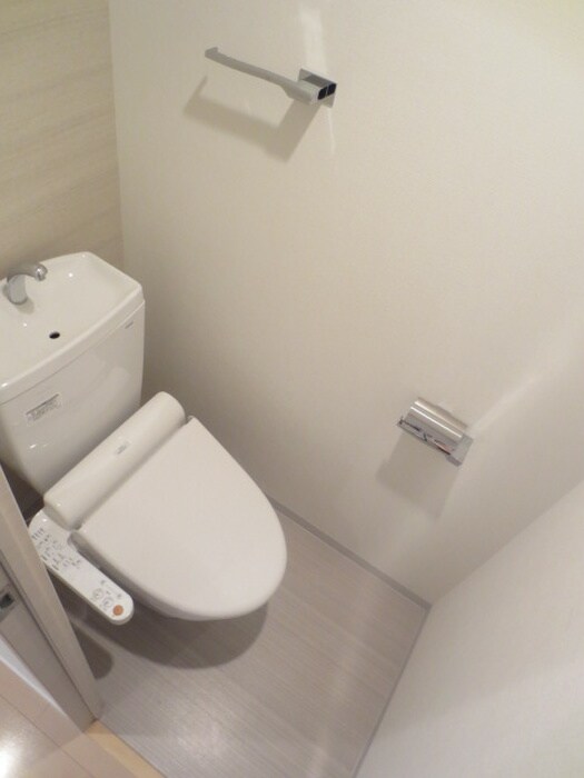 物件内観写真13　(トイレ)