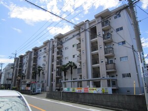 綾園団地外観写真