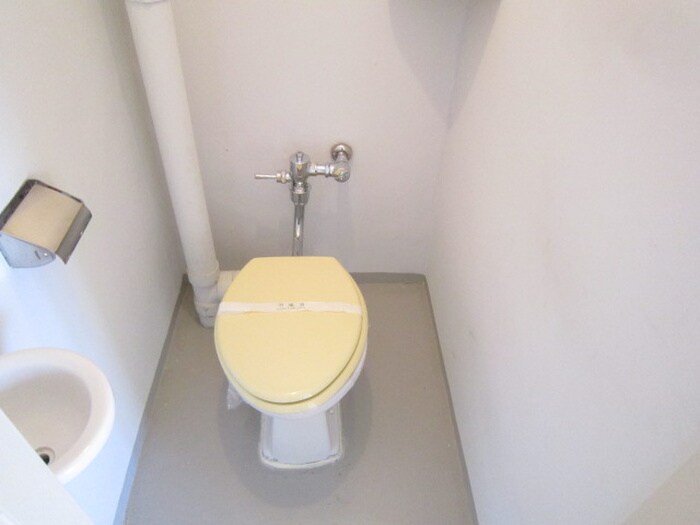 物件内観写真13　(トイレ)
