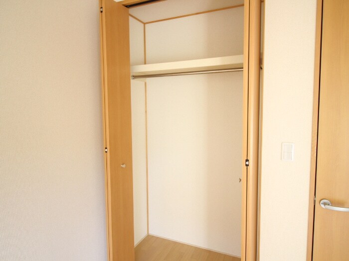 物件内観写真11　(収納)