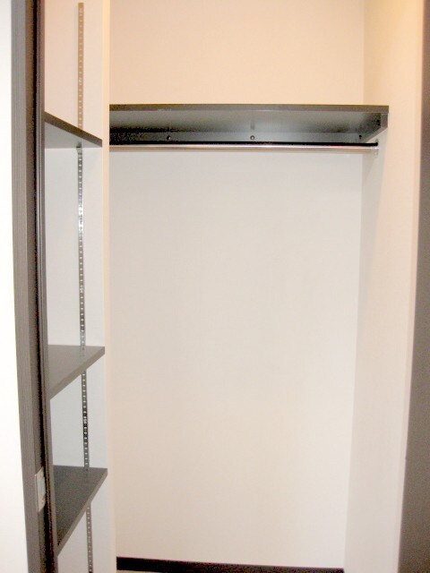 物件内観写真8　(収納)