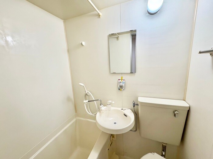 物件内観写真15　(洗面)