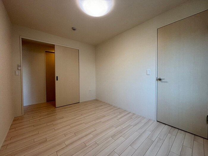 物件内観写真18　(居室)