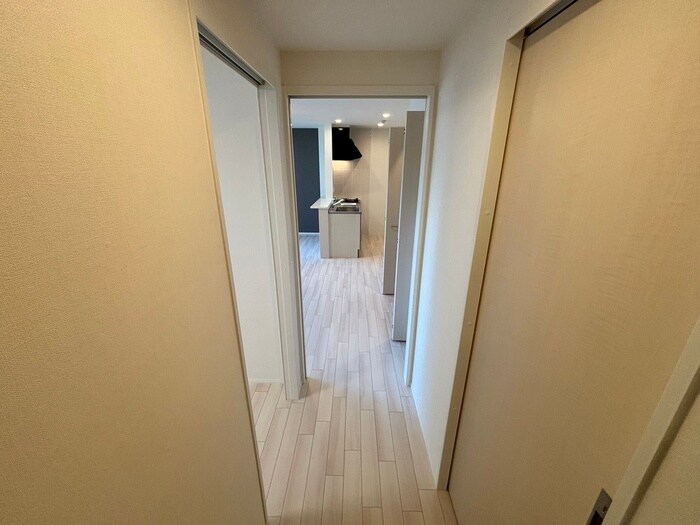 物件内観写真19　(廊下)