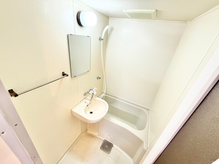 物件内観写真12　(バス／シャワールーム等)