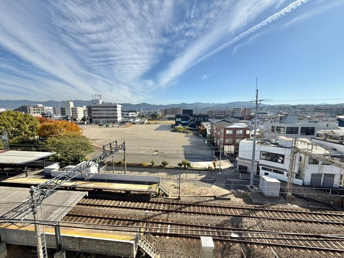 物件内観写真22　(室内からの展望)