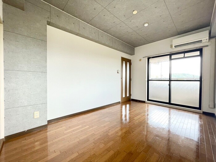 物件内観写真11　(居室)