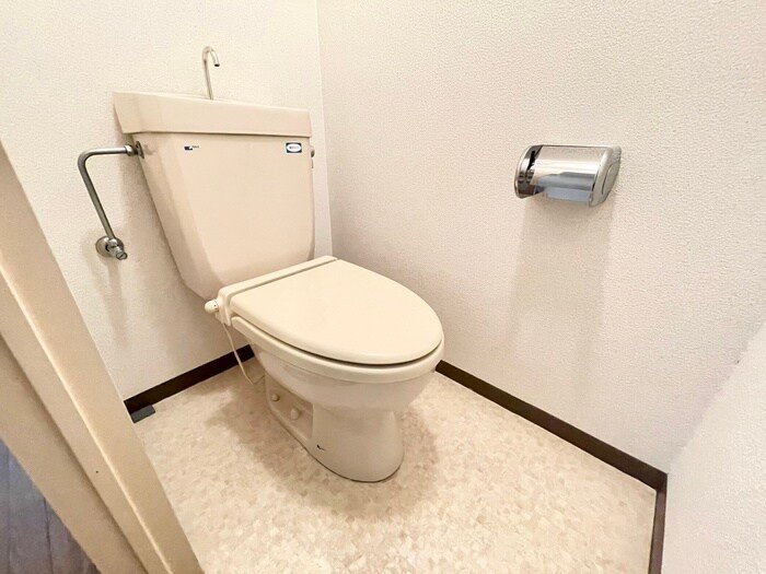 物件内観写真15　(トイレ)