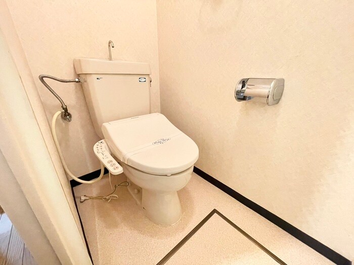 物件内観写真15　(トイレ)